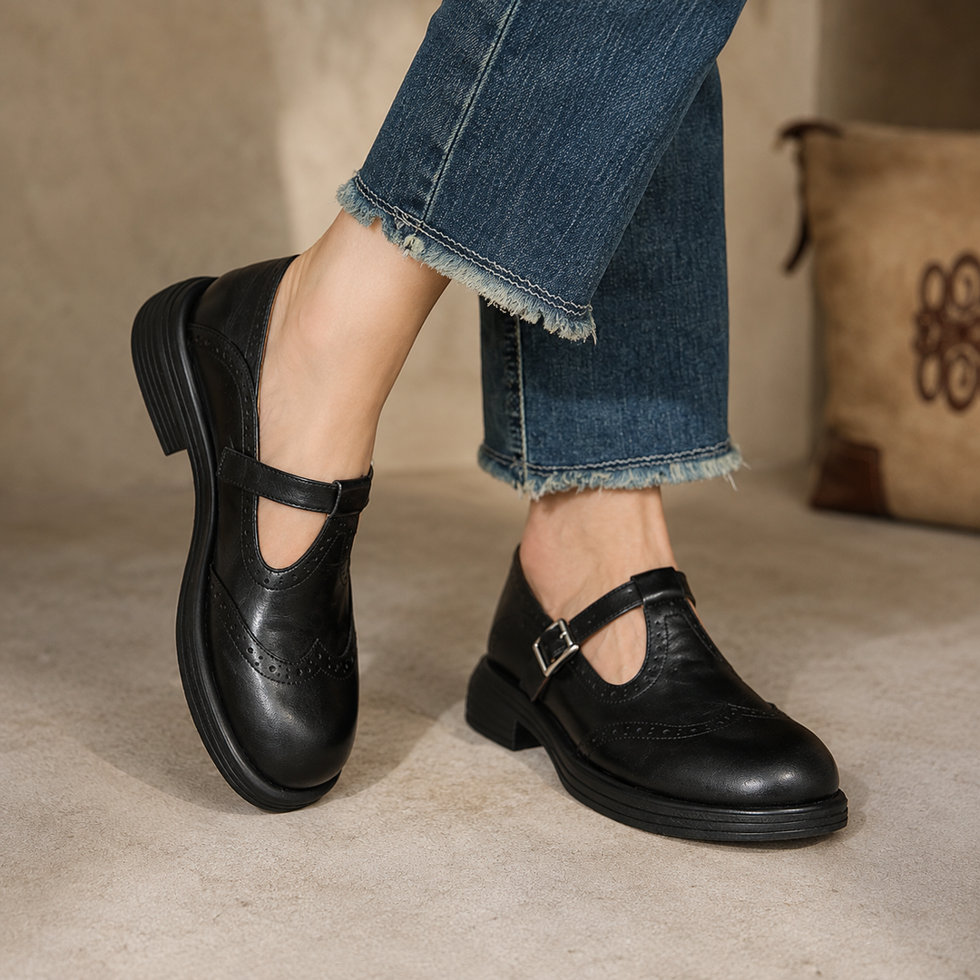 Valerie | Vintage Mary Jane Shoes